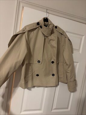 Zara oversized Classic Cropped Trench Jacket - Cream size medium